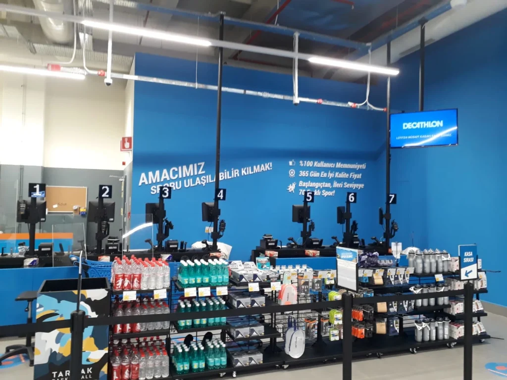 Decathlon İstanbul AVM Kasa Sıra Sistemi